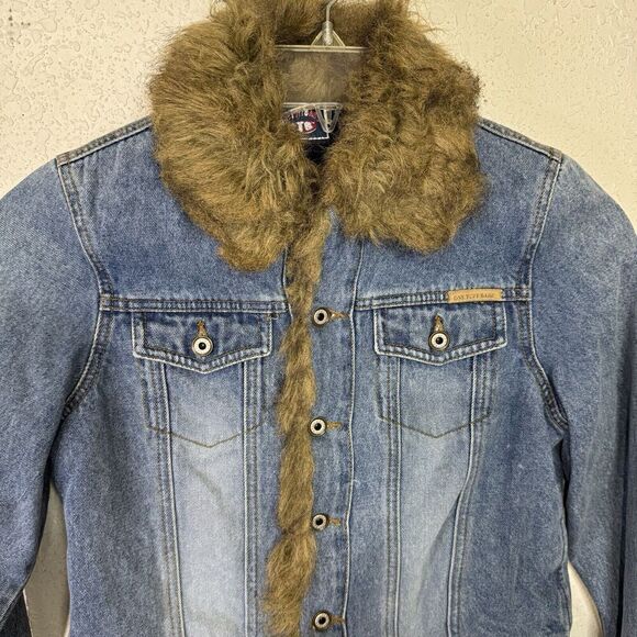 One Tuff Babe Denim Jacket Faux Fur Trim Blue Woman Size L Button Close - Picture 11 of 11